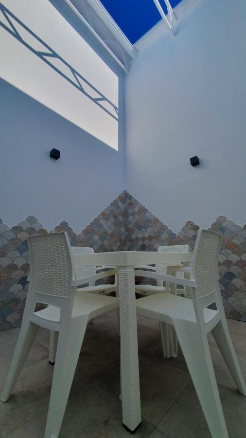 Tres Torres Apartamento Turistico Almoharin Exteriör bild