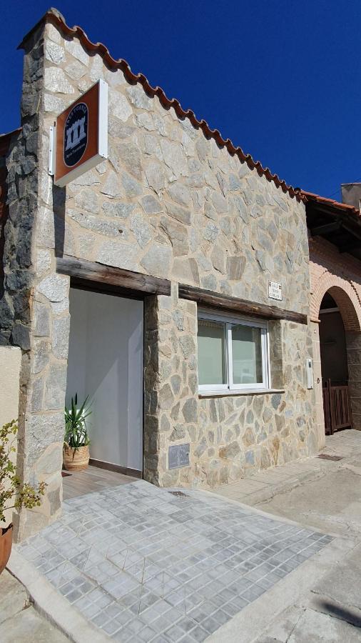 Tres Torres Apartamento Turistico Almoharin Exteriör bild